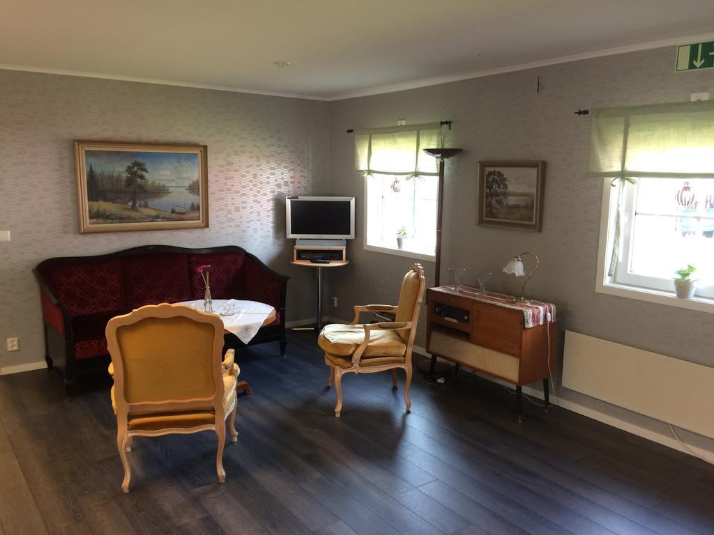 Foellingen Hotell Kisa Extérieur photo